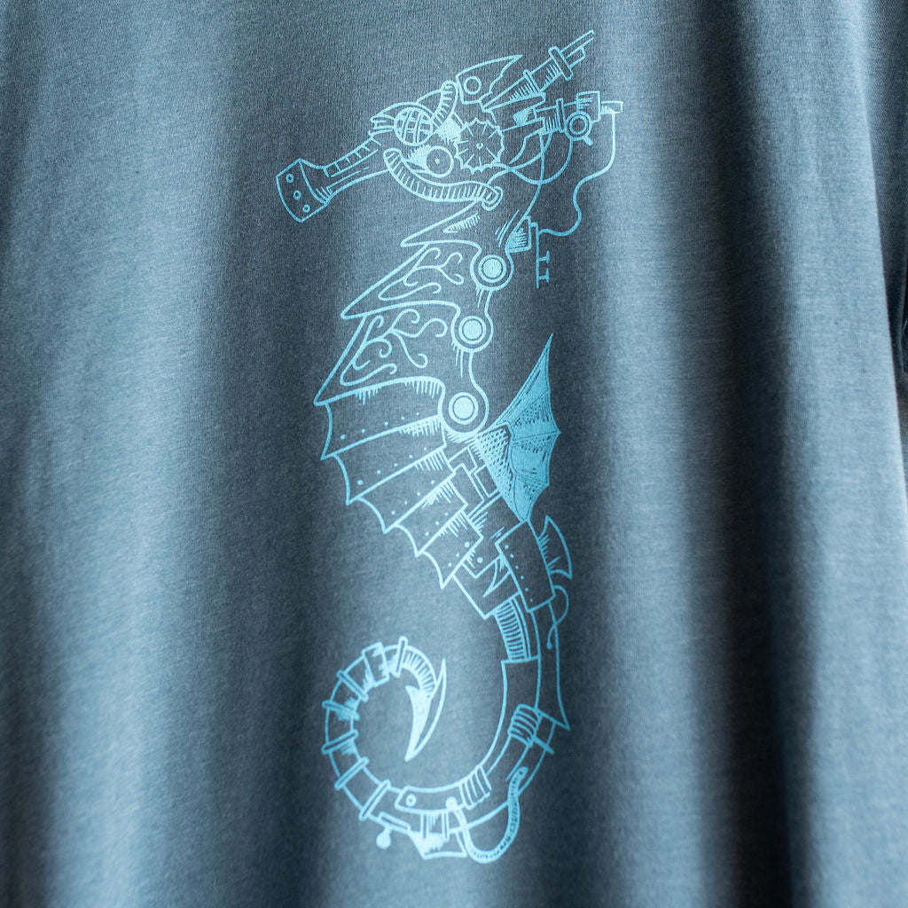 Steampunk Seahorse (blue)